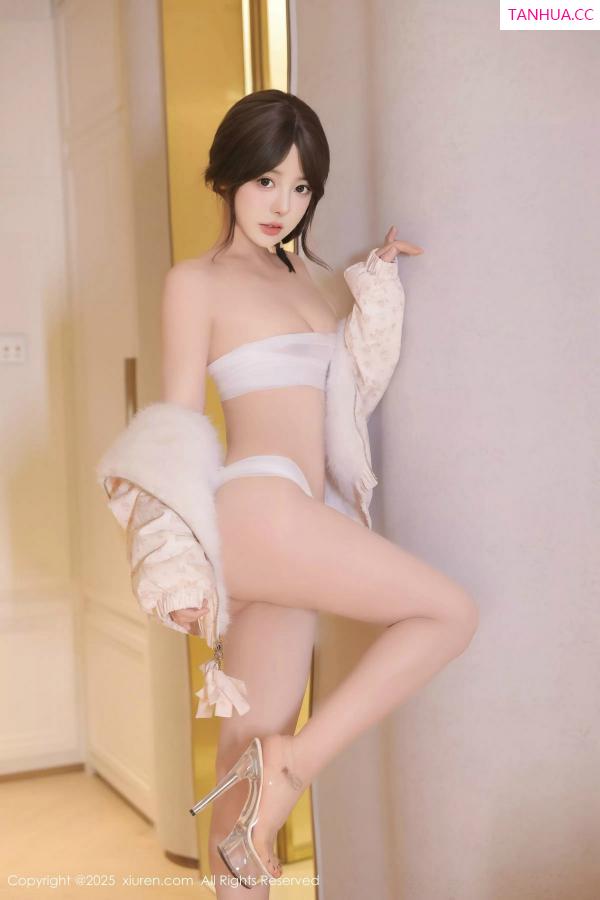   [XiuRen]高清写真图 2025.02.28 No.9950 桃妖夭 性感美腿第28张图片